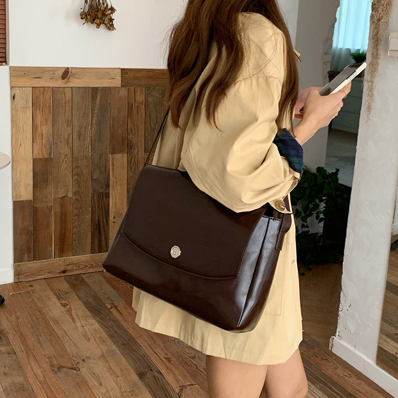 Retro Large-Capacity Briefcase with Niche Design