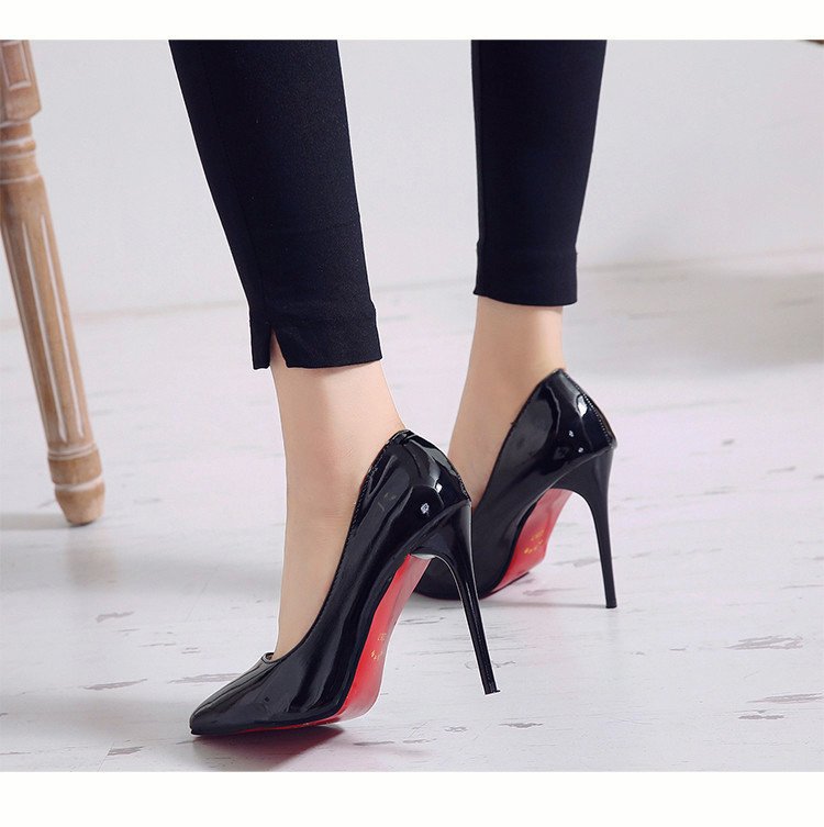 Rubber Pointed Toe High Heels with Thin Heel