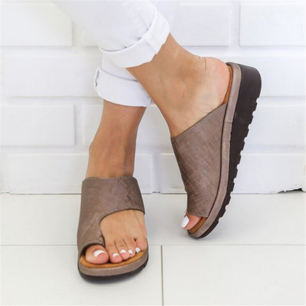 Women's Casual Flat Sandals for Beach and Travel